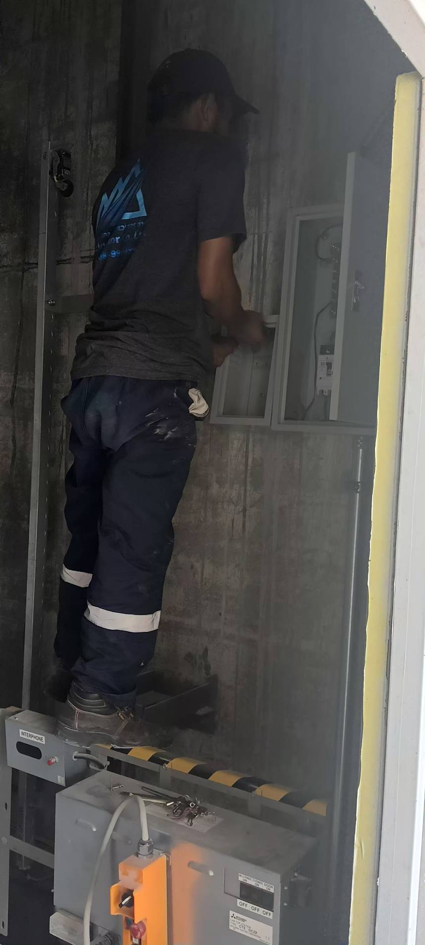 ELEVATOR SERVICE